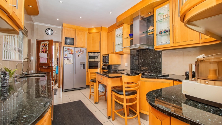 3 Bedroom Property for Sale in Gatesville Western Cape